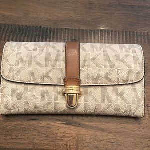 MK wallet